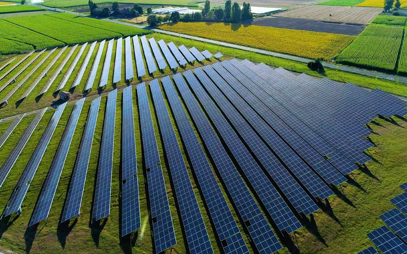 découvrez notre terrain idéal pour un parc photovoltaïque, un espace optimal pour exploiter l'énergie solaire et contribuer à la transition énergétique. investissez dans un avenir durable avec une solution énergétique renouvelable.