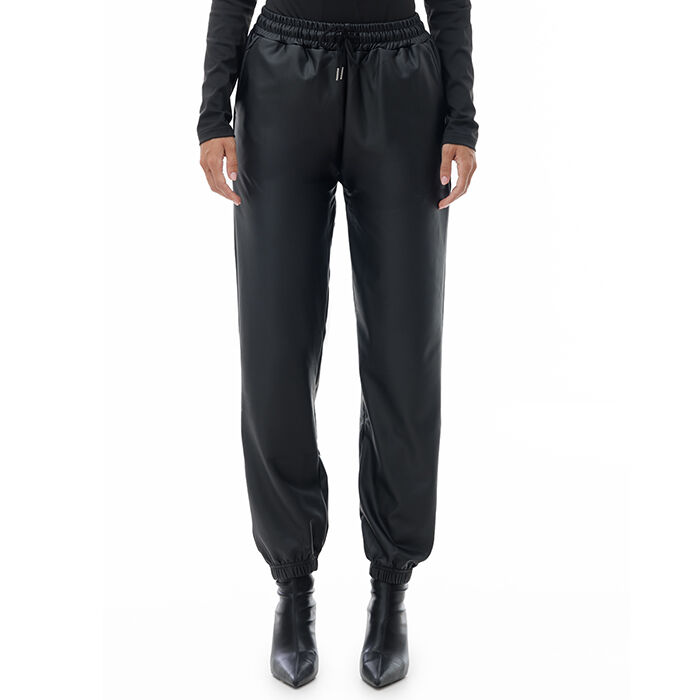 découvrez le tissu pv, un matériau innovant et durable, idéal pour vos projets de couture et d'ameublement. profitez d'une grande variété de couleurs et de textures pour donner vie à vos créations.