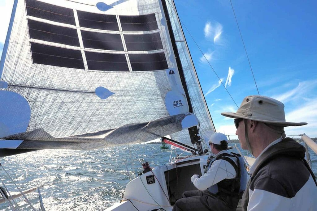 découvrez notre collection de tissu pv, idéal pour vos projets de couture et de décoration. résistant et polyvalent, ce matériau convient aussi bien pour des vêtements que des accessoires. explorez nos différentes textures et couleurs pour donner vie à vos idées créatives!