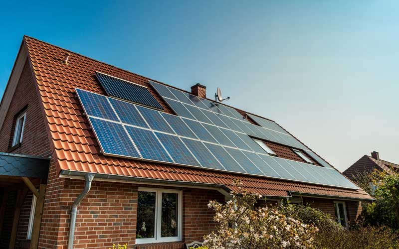 découvrez comment optimiser l'efficacité de vos panneaux photovoltaïques pour maximiser votre production d'énergie solaire. suivez nos conseils pratiques et techniques pour améliorer la performance de vos installations et réduire vos factures d'électricité.