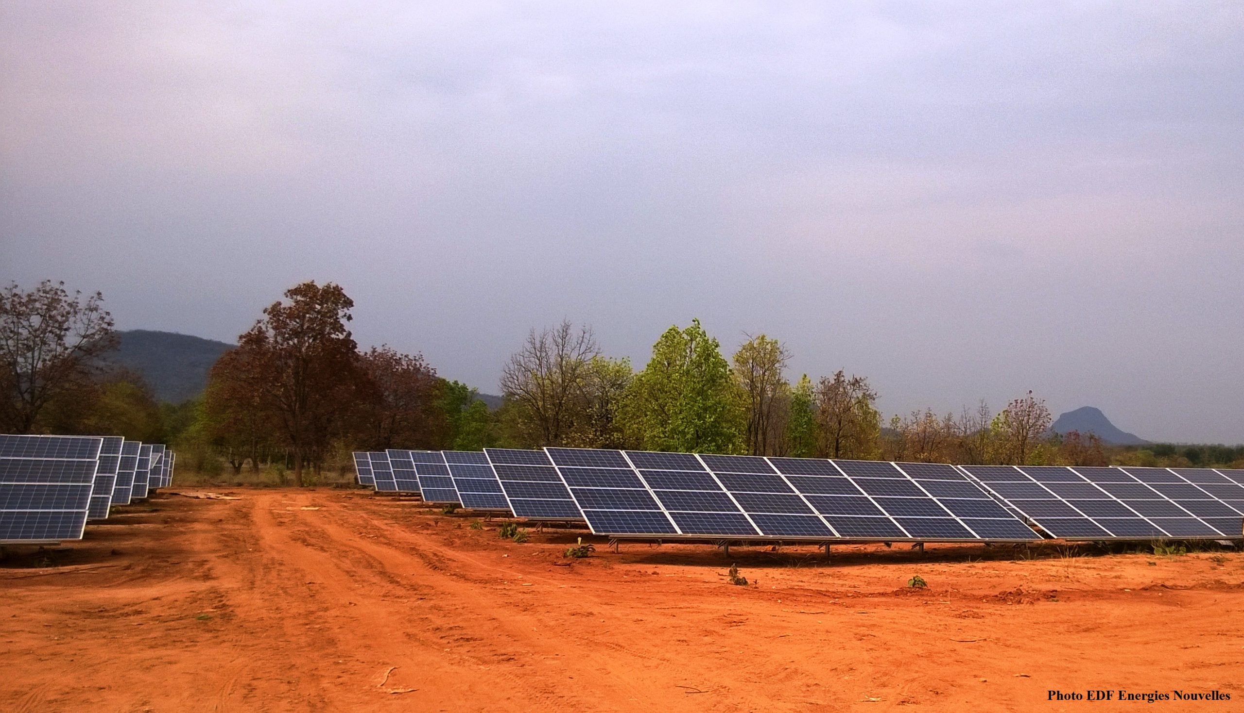 découvrez la position d'edf sur le photovoltaïque : ses engagements, innovations et stratégies pour promouvoir l'énergie solaire en france et à l'international, tout en contribuant à une transition énergétique durable.