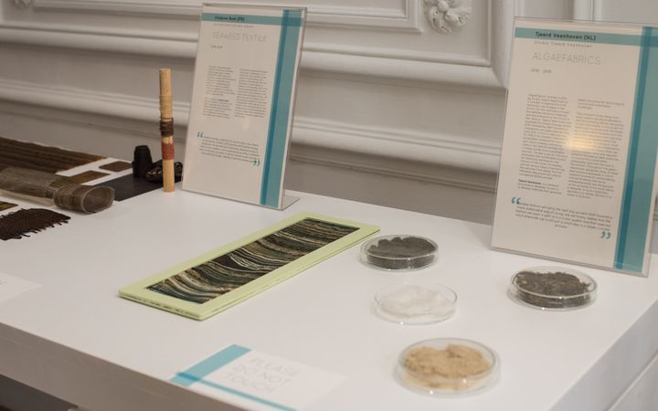 découvrez les dernières innovations textiles qui révolutionnent l'industrie de la mode et du design. explorez des matériaux écoresponsables, des technologies avancées et des tendances émergentes qui transforment la façon dont nous concevons et utilisons les textiles.