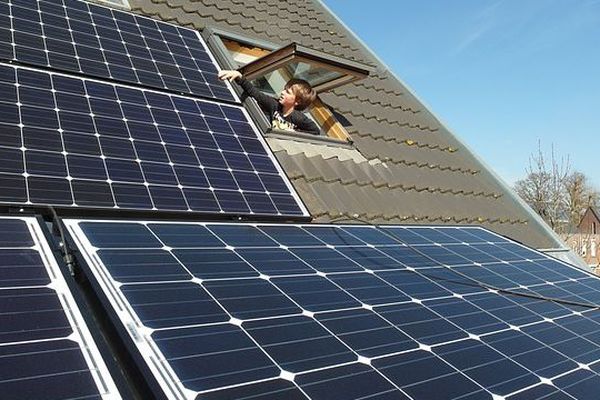 découvrez les avantages du logement solaire : une solution écologique, économique et durable pour votre confort. optimisez votre espace tout en préservant l'environnement grâce à l'énergie solaire.