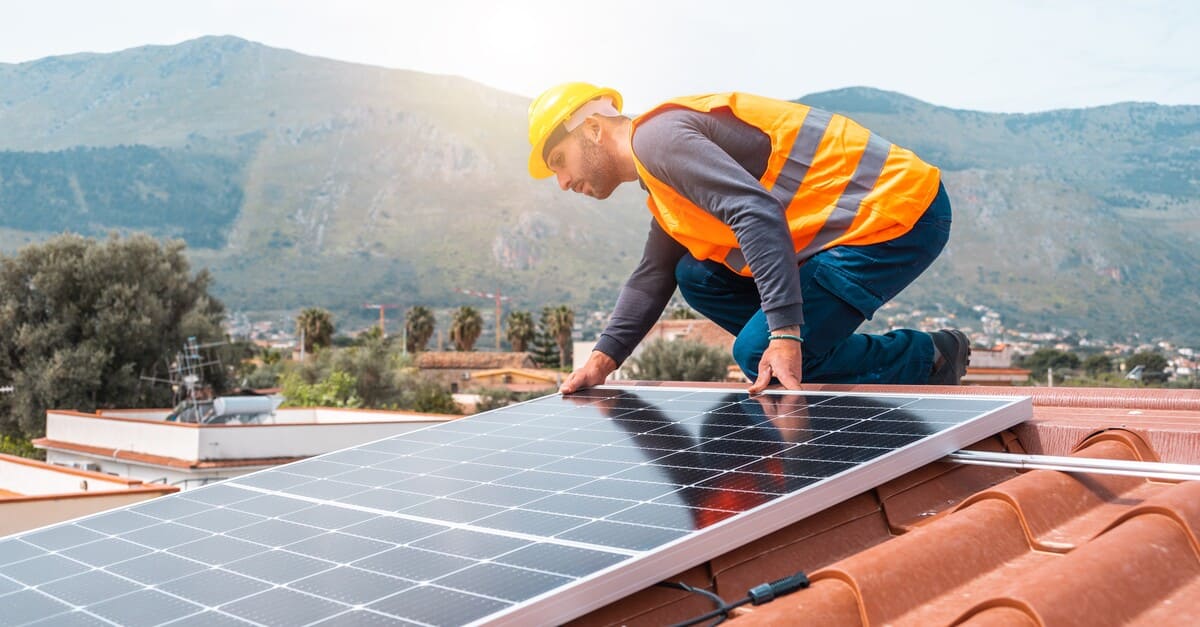 découvrez notre guide complet sur l'aide photovoltaïque qui vous permet de bénéficier de subventions et d'optimiser votre investissement dans l'énergie solaire. informez-vous sur les différentes aides disponibles pour rendre votre projet plus accessible et réduire vos coûts d'installation.