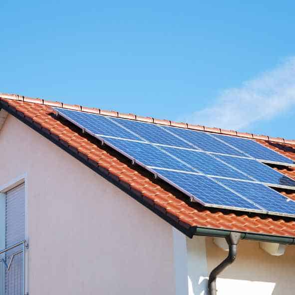 découvrez comment bénéficier d'une aide pour l'installation de panneaux photovoltaïques et optimiser votre transition énergétique. profitez de subventions et d'accompagnement pour réduire vos coûts d'énergie tout en préservant l'environnement.