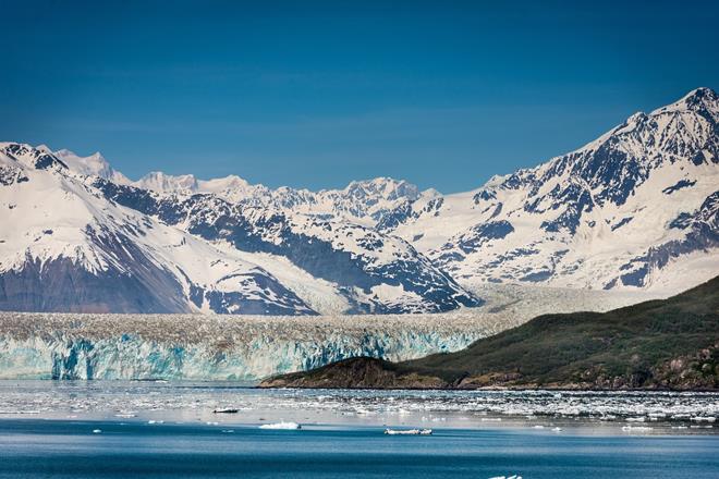 découvrez l'alaska à travers des faits fascinants et des anecdotes surprenantes. explorez la nature sauvage, la culture unique des autochtones et les merveilles naturelles qui font de cet état un lieu incontournable à visiter.