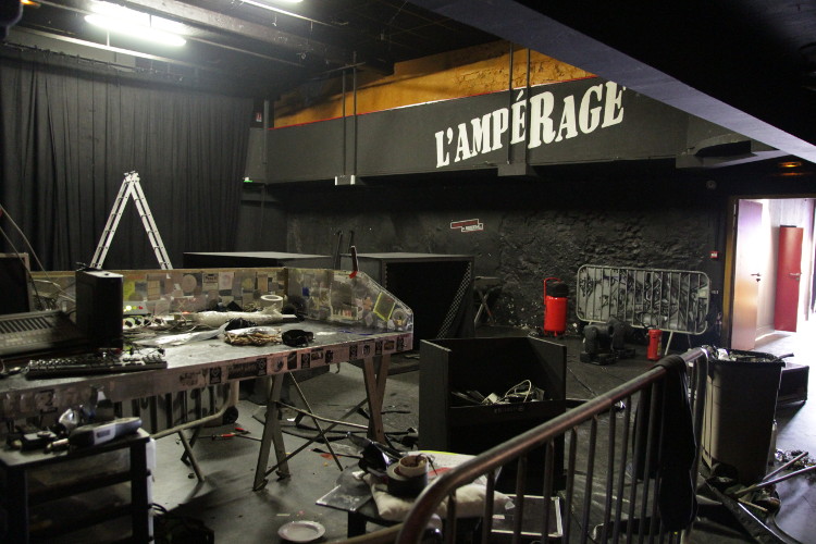 découvrez tout sur l'ampérage : définition, importance en électricité, comment mesurer l'intensité du courant et son impact sur vos appareils. informez-vous sur les normes et les applications pratiques pour mieux comprendre ce concept essentiel.