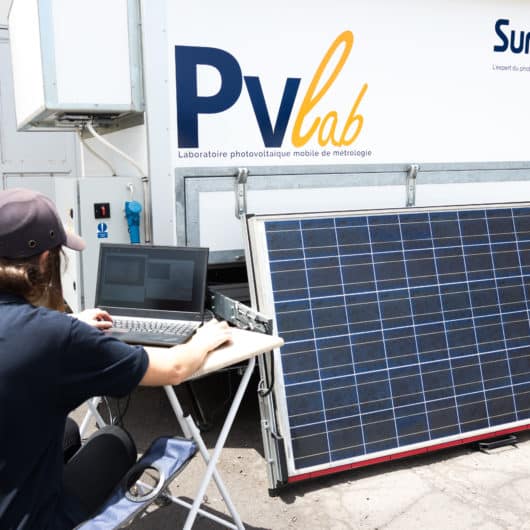 découvrez notre analyse photovoltaïque approfondie qui vous guide dans l'évaluation des performances de vos systèmes solaires, les meilleures pratiques d'installation et les avantages environnementaux. optimisez votre production d'énergie renouvelable et réduisez vos coûts grâce à notre expertise pointue.