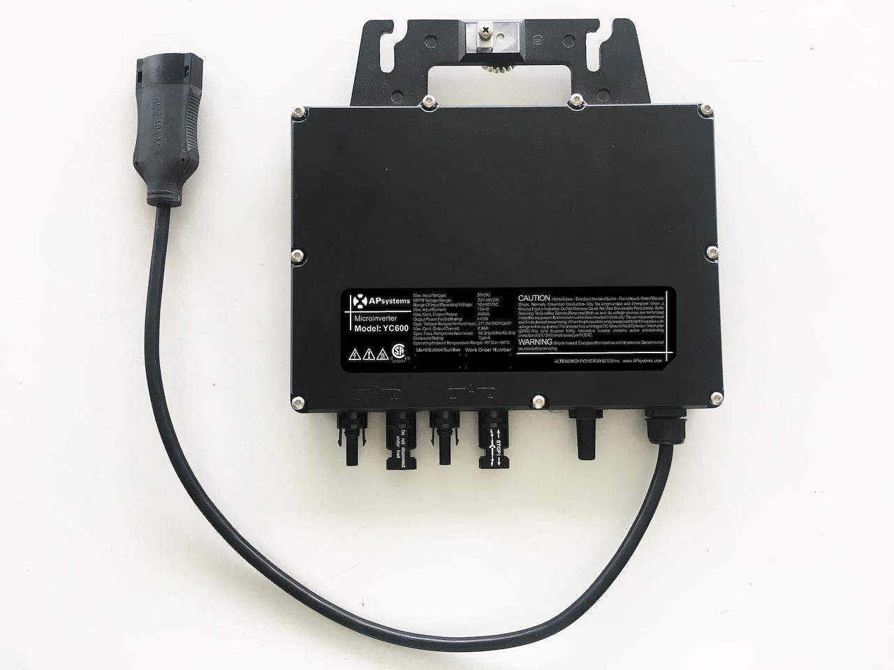 découvrez l'aps yc500i, un générateur portable et efficace, parfait pour vos besoins en énergie. compact et silencieux, il est idéal pour les activités de plein air, les chantiers et les situations d'urgence. profitez d'une puissance fiable à portée de main.