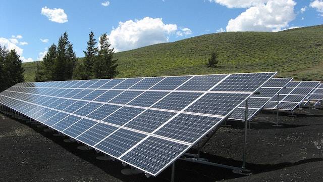 découvrez notre assurance dédiée aux installations photovoltaïques, offrant une protection complète contre les risques liés à votre panneaux solaires. protégez votre investissement et profitez de votre énergie renouvelable en toute sérénité.