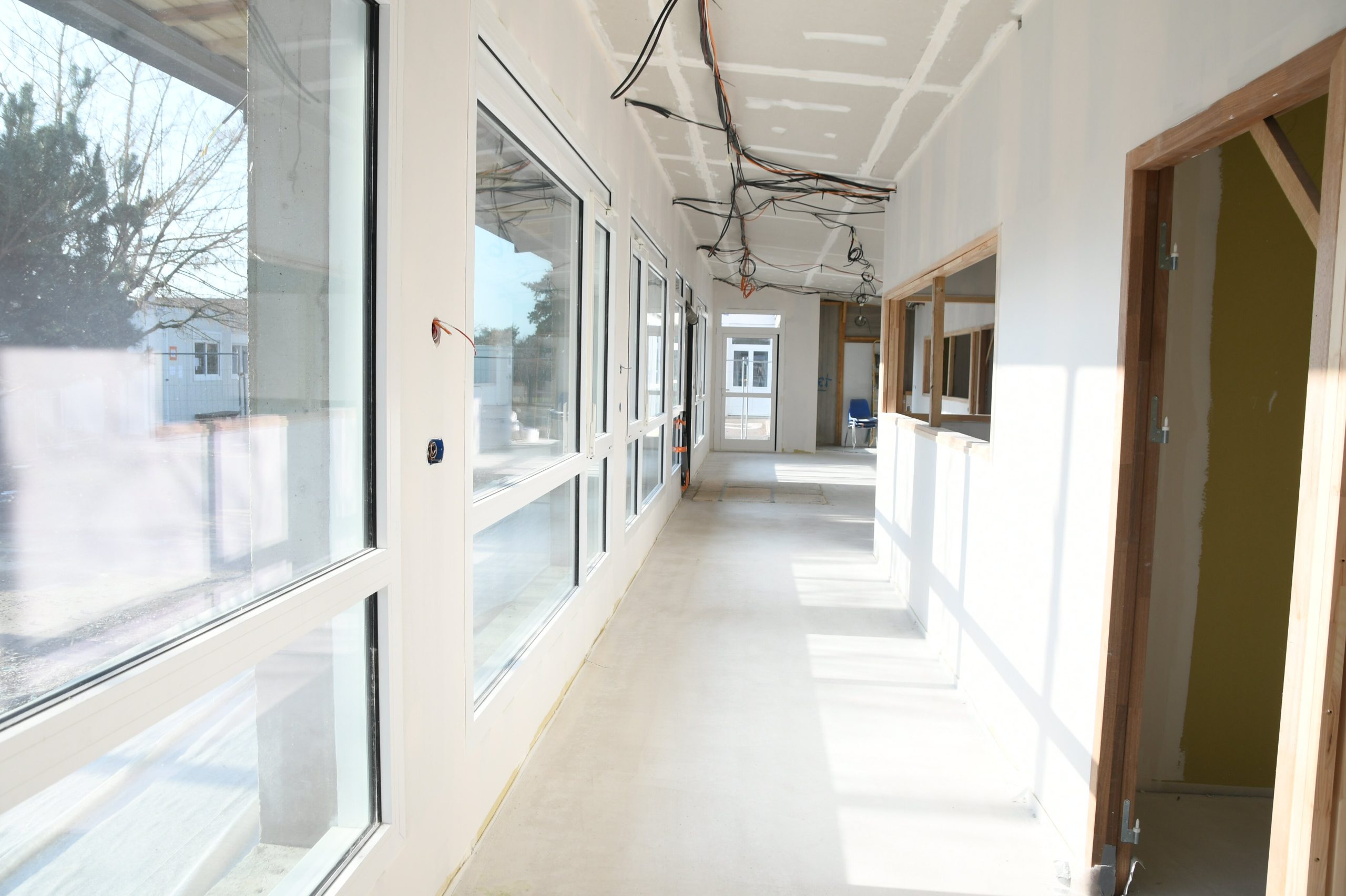 découvrez le rôle essentiel de l'atsem photovoltaïque, un expert dédié à l'installation et à la maintenance de systèmes solaires. apprenez comment cet acteur contribue à la transition énergétique tout en valorisant les compétences techniques et environnementales.