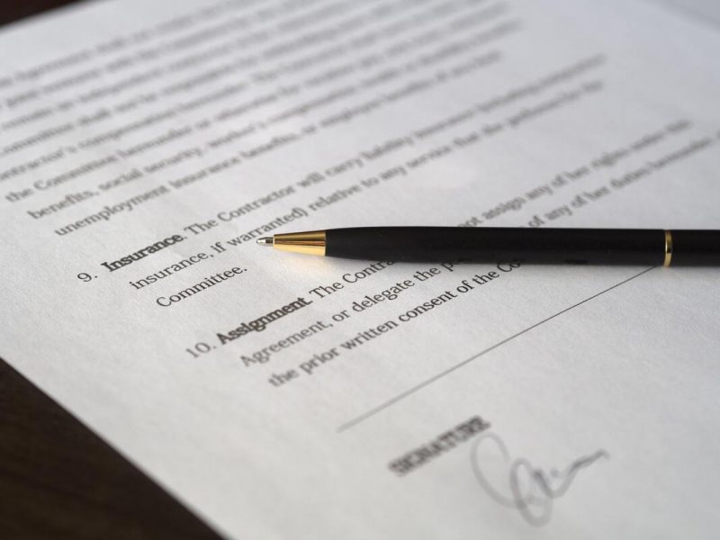 découvrez tout ce qu'il faut savoir sur l'attestation de conformité photovoltaïque, un document essentiel pour garantir la conformité de votre installation solaire. informez-vous sur les procédures, les critères à respecter et les avantages pour assurer la sécurité et la performance de votre système photovoltaïque.