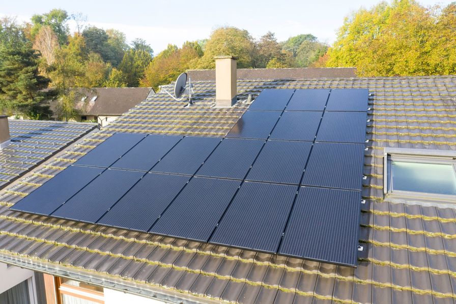 découvrez les avantages de l'autoconsommation photovoltaïque, une solution énergétique durable qui vous permet de produire votre propre électricité à partir de l'énergie solaire. réduisez vos factures d'énergie, limitez votre empreinte carbone et participez à la transition énergétique grâce à des panneaux solaires adaptés à vos besoins.
