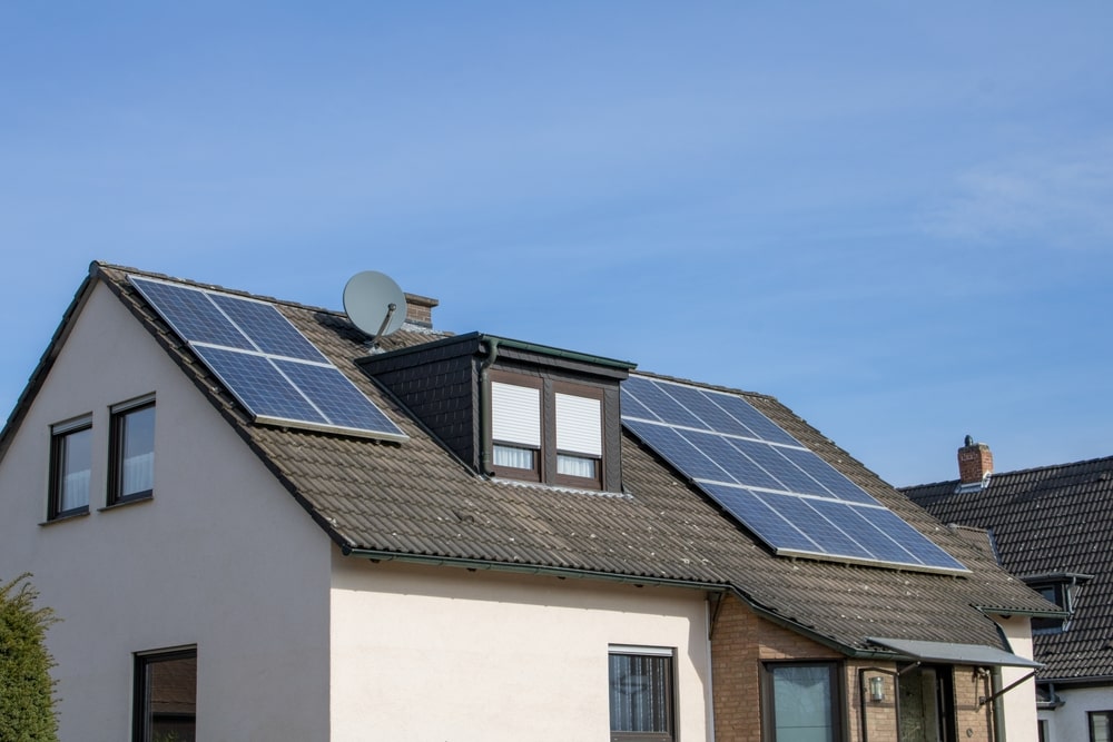 découvrez les nombreux avantages des panneaux solaires : réduction des factures d'électricité, engagement écologique, indépendance énergétique et valorisation de votre patrimoine. adoptez une énergie renouvelable pour un avenir durable.