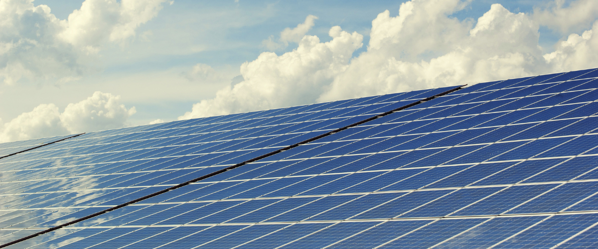 découvrez les nombreux avantages des panneaux photovoltaïques : économies d'énergie, impact environnemental positif, autoconsommation et valorisation de votre propriété. transformez la lumière du soleil en énergie renouvelable et adoptez une solution durable pour votre avenir.