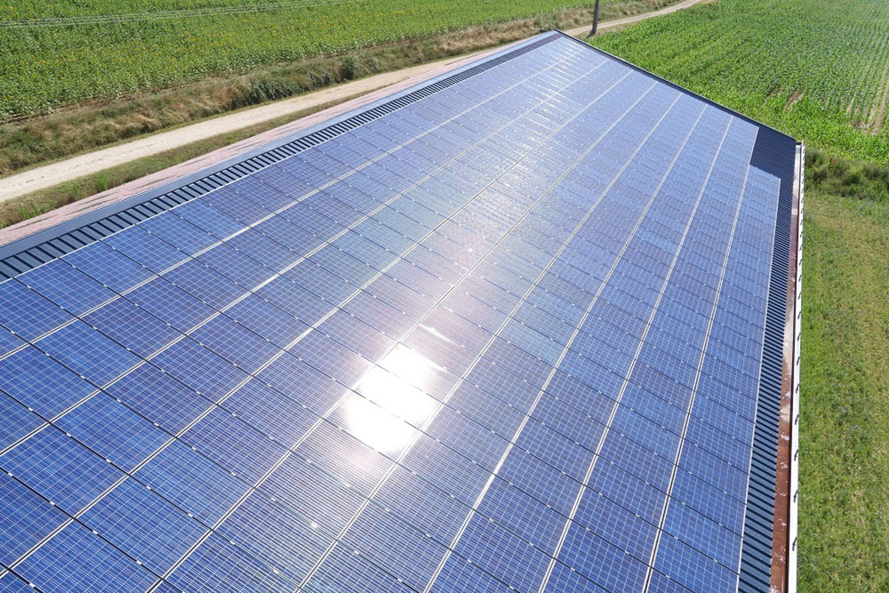 découvrez les avis sur edf enr et ses offres de panneaux photovoltaïques. informez-vous sur les retours des clients, les avantages et inconvénients, ainsi que les performances des installations. faites le bon choix pour votre énergie renouvelable !