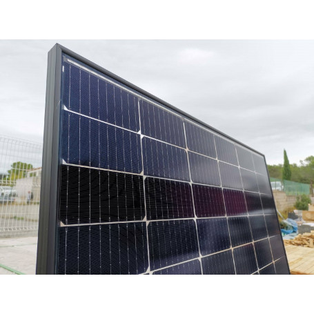 découvrez les avis sur les installations photovoltaïques en 2019. analysez les retours d'expérience des utilisateurs, les avantages et les inconvénients des systèmes solaires, ainsi que les tendances du marché pour faire un choix éclairé. informez-vous sur les performances et l'efficacité des panneaux solaires.