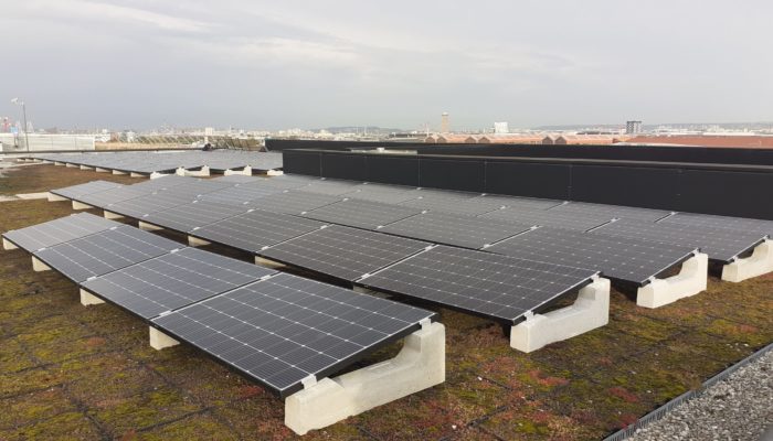 découvrez les avis et retours d'expérience sur les toitures photovoltaïques en 2019. informez-vous sur les avantages, les inconvénients et les performances des panneaux solaires pour vous aider à faire le meilleur choix pour votre projet d'énergie renouvelable.