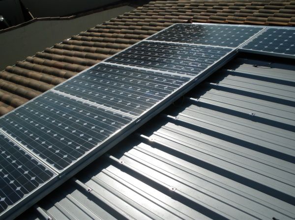 découvrez le bac acier photovoltaïque, une solution innovante alliant durabilité et production d'énergie renouvelable. protégez votre bâtiment tout en réduisant votre empreinte carbone grâce à cette technologie performante et esthétique.