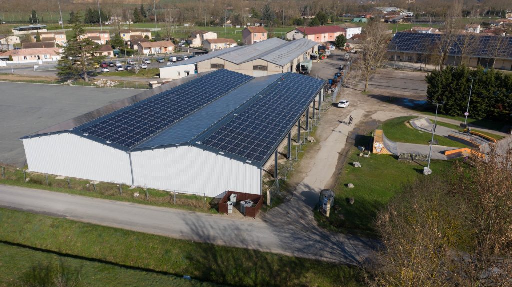découvrez comment bénéficier d'un bâtiment photovoltaïque gratuit pour produire votre propre électricité verte. profitez des avantages d'une énergie renouvelable tout en réduisant vos factures d'énergie grâce à des solutions innovantes et accessibles.