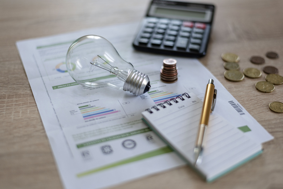 découvrez notre service de vente de surplus photovoltaïque et maximisez vos économies d'énergie. profitez d'un revenu supplémentaire en revendant l'électricité excédentaire générée par vos panneaux solaires. contactez-nous pour une offre personnalisée et rejoignez la transition énergétique dès aujourd'hui!