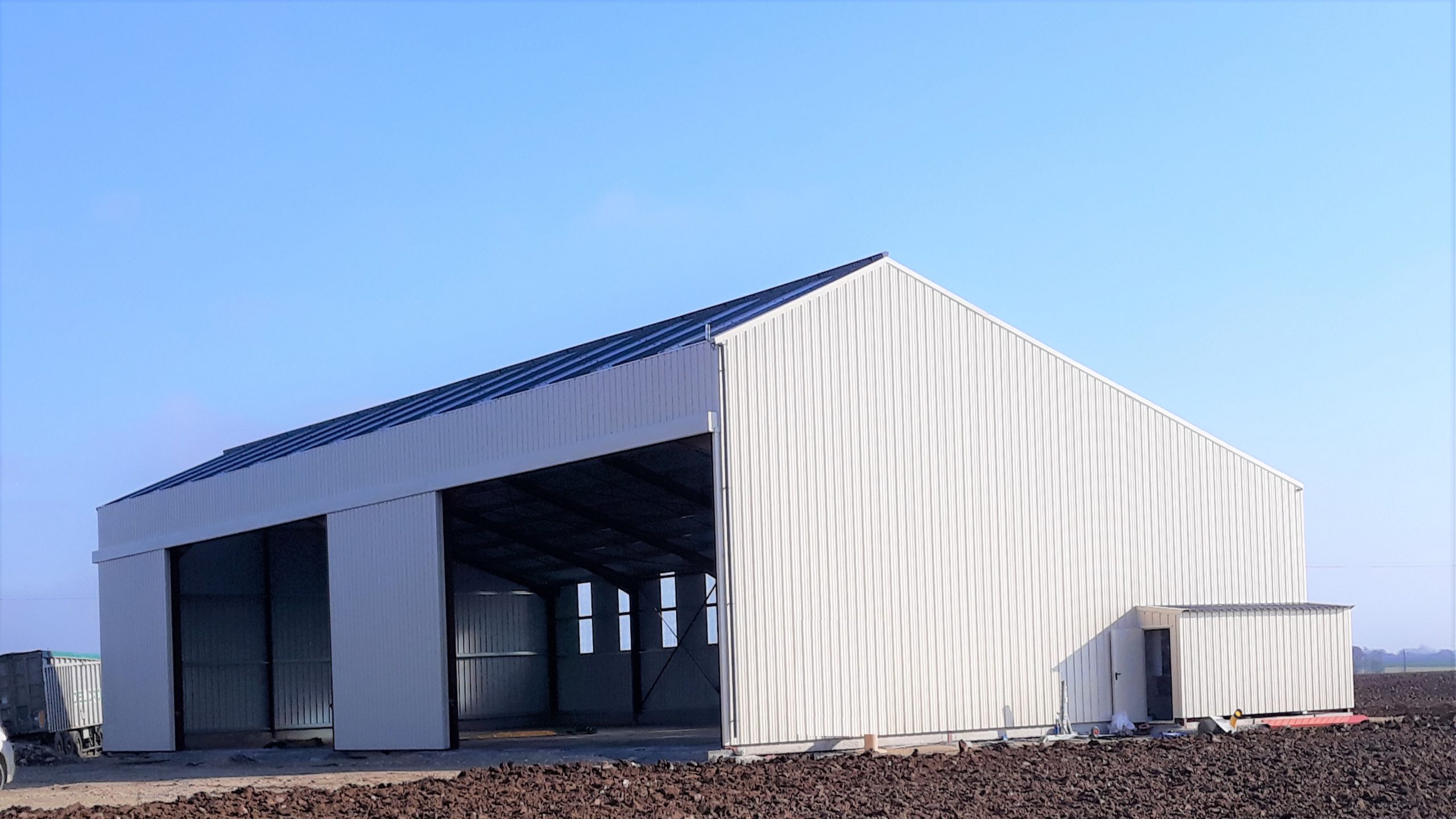 découvrez nos solutions innovantes en bâtiment photovoltaïque (pv) pour une construction durable. optimisez votre consommation d'énergie et participez à la transition énergétique grâce à des installations solaires performantes et respectueuses de l'environnement.