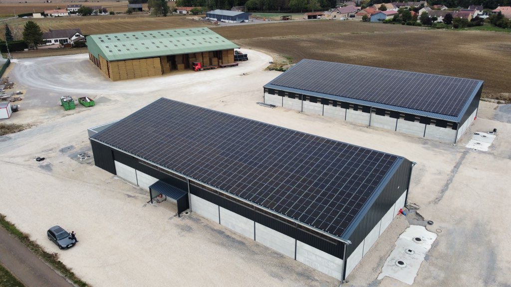 découvrez les avantages du bâtiment photovoltaïque, une solution innovante et durable pour produire de l'énergie solaire tout en réduisant votre empreinte carbone. explorez comment intégrer ces technologies dans vos projets de construction pour allier efficacité énergétique et respect de l'environnement.