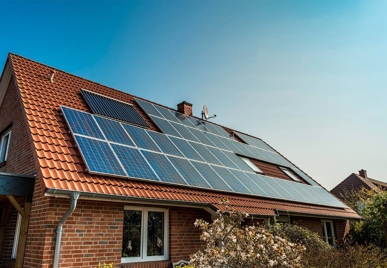 découvrez comment un bâtiment photovoltaïque durable peut révolutionner votre consommation d'énergie. grâce à des technologies innovantes et respectueuses de l'environnement, optimisez votre efficacité énergétique tout en réduisant votre empreinte carbone. adoptez un avenir plus vert avec des solutions durables et performantes.
