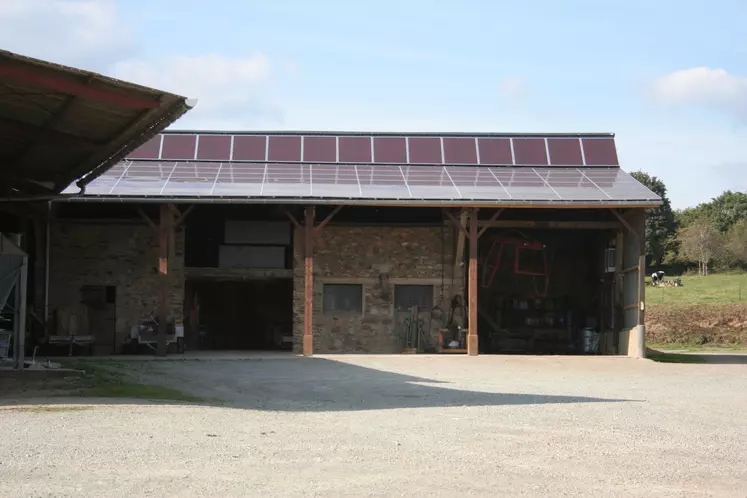 découvrez les avantages des bâtiments agricoles photovoltaïques, une solution innovante pour allier agriculture et production d'énergie verte. optimisez votre espace tout en contribuant à la transition énergétique.