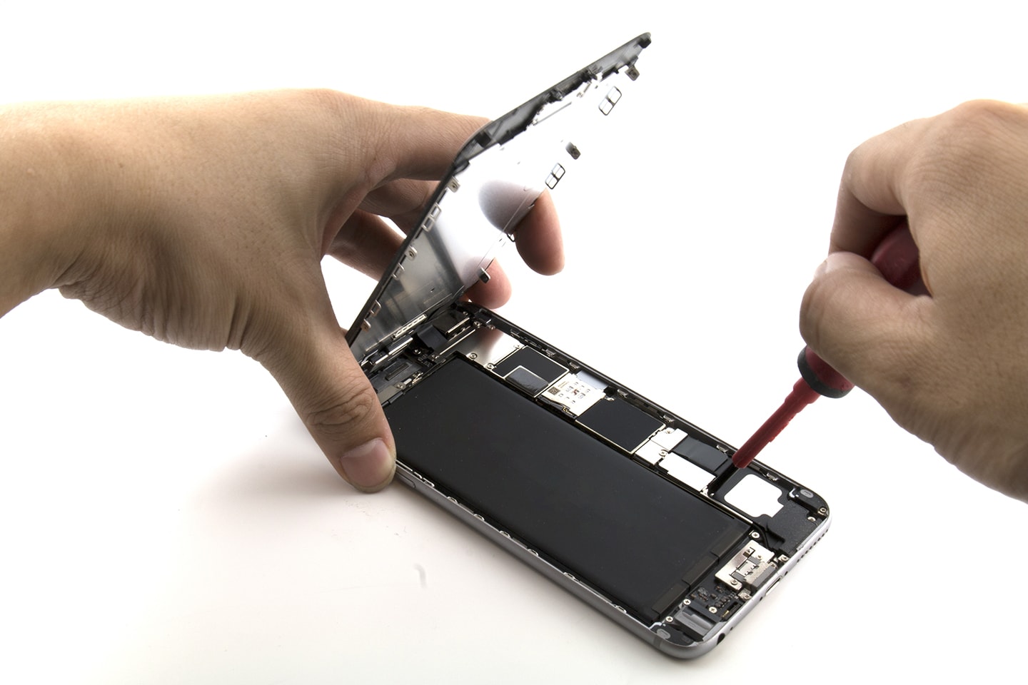 découvrez les signes d'une batterie défaillante et apprenez comment diagnostiquer et résoudre les problèmes liés à votre équipement. assurez la durabilité de vos appareils grâce à nos conseils pratiques pour entretenir et remplacer une batterie en fin de vie.