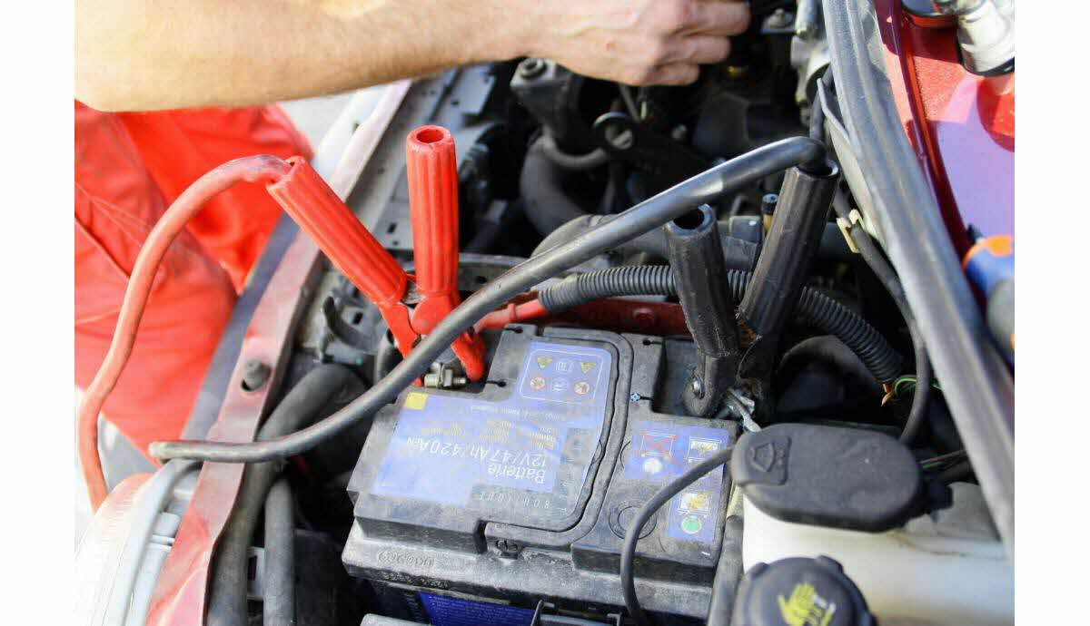 découvrez comment brancher votre prise batterie en toute sécurité et efficacement. suivez nos conseils pratiques pour assurer une alimentation optimale de vos appareils tout en évitant les erreurs courantes.