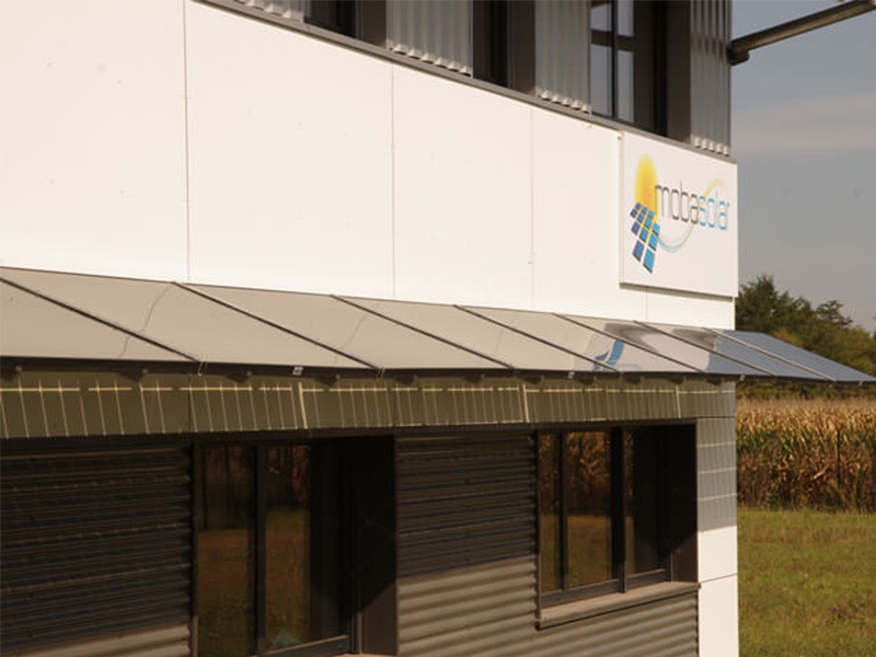 découvrez nos brise-soleil pv, la solution parfaite pour optimiser l'éclairage naturel tout en réduisant la chaleur excessive dans vos espaces. alliez esthétique et fonctionnalité pour un confort maximal dans votre habitat.