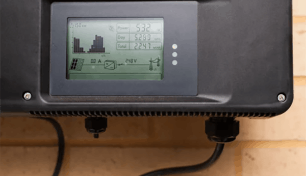 découvrez les causes et solutions liées au bruit des onduleurs solaires. apprenez comment réduire les nuisances sonores tout en optimisant le fonctionnement de votre système photovoltaïque.