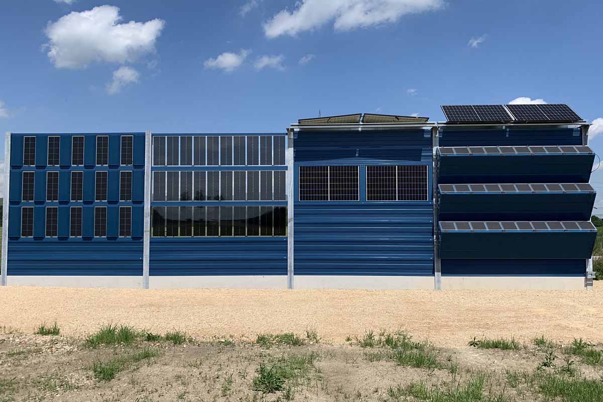 découvrez l'impact sonore des panneaux photovoltaïques et comment ils peuvent influencer votre environnement. informez-vous sur les innovations technologiques pour minimiser le bruit tout en optimisant la production d'énergie solaire.