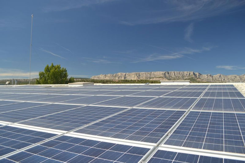 découvrez notre bureau photovoltaïque à lyon, spécialisé dans les solutions d'énergie solaire. profitez d'une expertise locale pour maximiser votre transition énergétique avec des panneaux solaires de haute qualité et un accompagnement personnalisé.