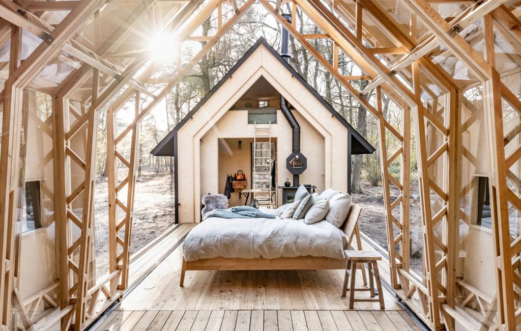 découvrez l'univers enchanteur des cabanes, des refuges douillets nichés au cœur de la nature. que ce soit pour un week-end romantique, une escapade familiale ou une aventure entre amis, nos cabins vous offrent confort et tranquillité. plongez dans une expérience unique et reconnectez avec la nature.