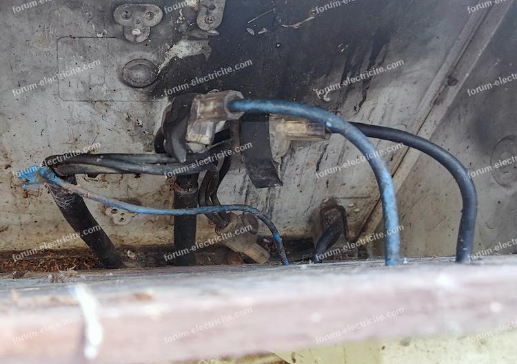 découvrez les causes et les solutions en cas de câble edf coupé. informez-vous sur les démarches à suivre pour sécuriser votre installation électrique et contacter les professionnels compétents. protégez votre habitat grâce à nos conseils pratiques.