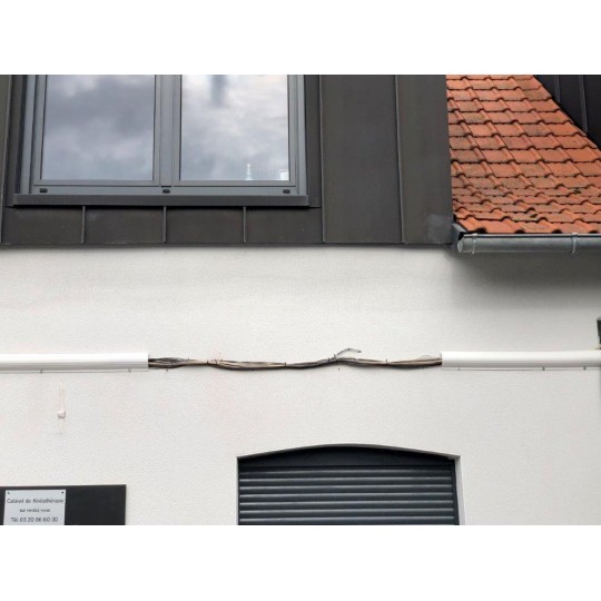 découvrez notre sélection de câbles façade, idéaux pour optimiser la connectivité et l'esthétique de votre espace. solutions performantes et design, adaptés à tous vos projets.