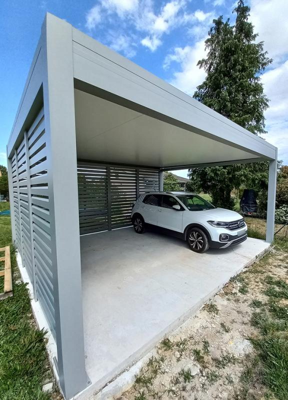 découvrez notre carport solaire pour 2 voitures, alliant modernité et efficacité énergétique. protégez vos véhicules tout en produisant votre propre électricité grâce à un design innovant et durable.