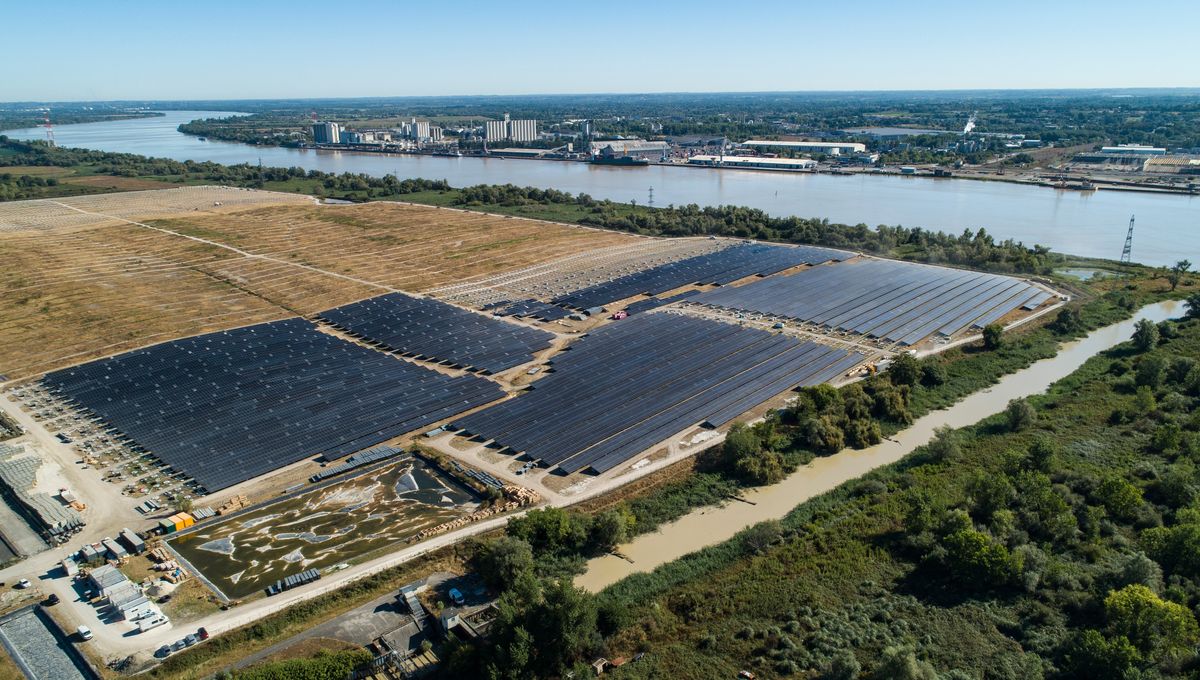 découvrez les avantages des centrales solaires, une solution énergétique durable et respectueuse de l'environnement. apprenez comment elles exploitent l'énergie du soleil pour produire de l'électricité, réduire votre empreinte carbone et contribuer à un avenir plus vert.