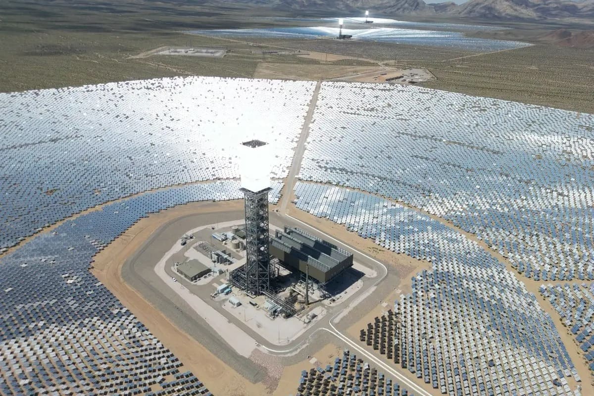 découvrez la centrale solaire thermodynamique, une solution innovante pour la production d'énergie durable. apprenez comment cette technologie exploite la chaleur du soleil pour générer de l'électricité, tout en réduisant l'empreinte carbone et en contribuant à la transition énergétique. explorez ses avantages, son fonctionnement et son impact sur l'environnement.