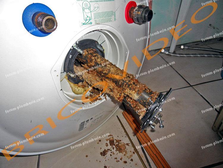 découvrez comment changer facilement la résistance de votre chauffe-eau avec notre guide étape par étape. optimisez le fonctionnement de votre appareil et prolongez sa durée de vie grâce à nos conseils pratiques et à nos astuces d'experts.