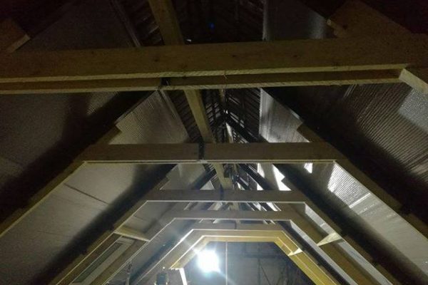 découvrez la charpente phénix, une solution innovante alliant esthétique et robustesse pour la construction de votre maison. grâce à des matériaux de qualité et un savoir-faire incomparable, la charpente phénix assure durabilité et élégance à votre projet architectural.