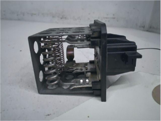 découvrez tout ce qu'il faut savoir sur la résistance de chauffage : fonctionnement, types, conseils d'installation et d'entretien pour un chauffage efficace et durable. optimisez votre confort thermique avec nos astuces et recommandations.