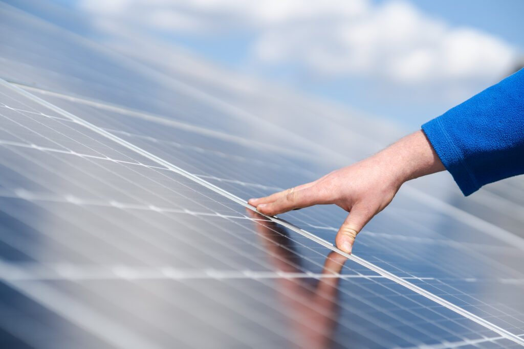 découvrez notre classement des meilleurs panneaux solaires de 2023. comparez les performances, les prix et les avis pour choisir la solution énergétique idéale qui répond à vos besoins tout en préservant l'environnement.