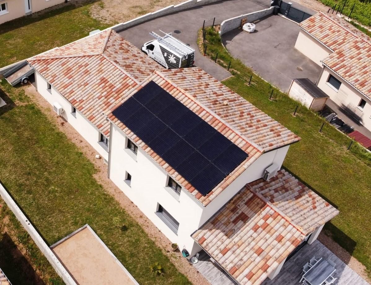 découvrez comment le client solaire urbain transforme nos villes en espaces durables grâce à l'énergie solaire. explorez des solutions innovantes pour réduire votre empreinte carbone et profiter d'énergies renouvelables dans votre quotidien.