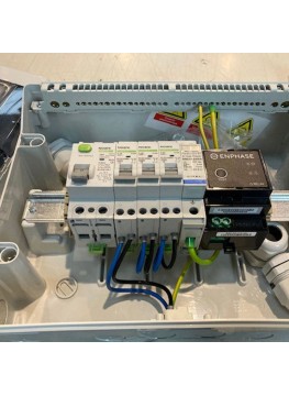 découvrez notre coffret ac photovoltaïque, conçu pour optimiser la performance de votre installation solaire. facile à installer et sécurisé, ce coffret garantit une gestion efficace de l'énergie produite tout en offrant une protection aux composants électriques. idéal pour les particuliers et les professionnels soucieux de rentabiliser leur investissement dans les énergies renouvelables.