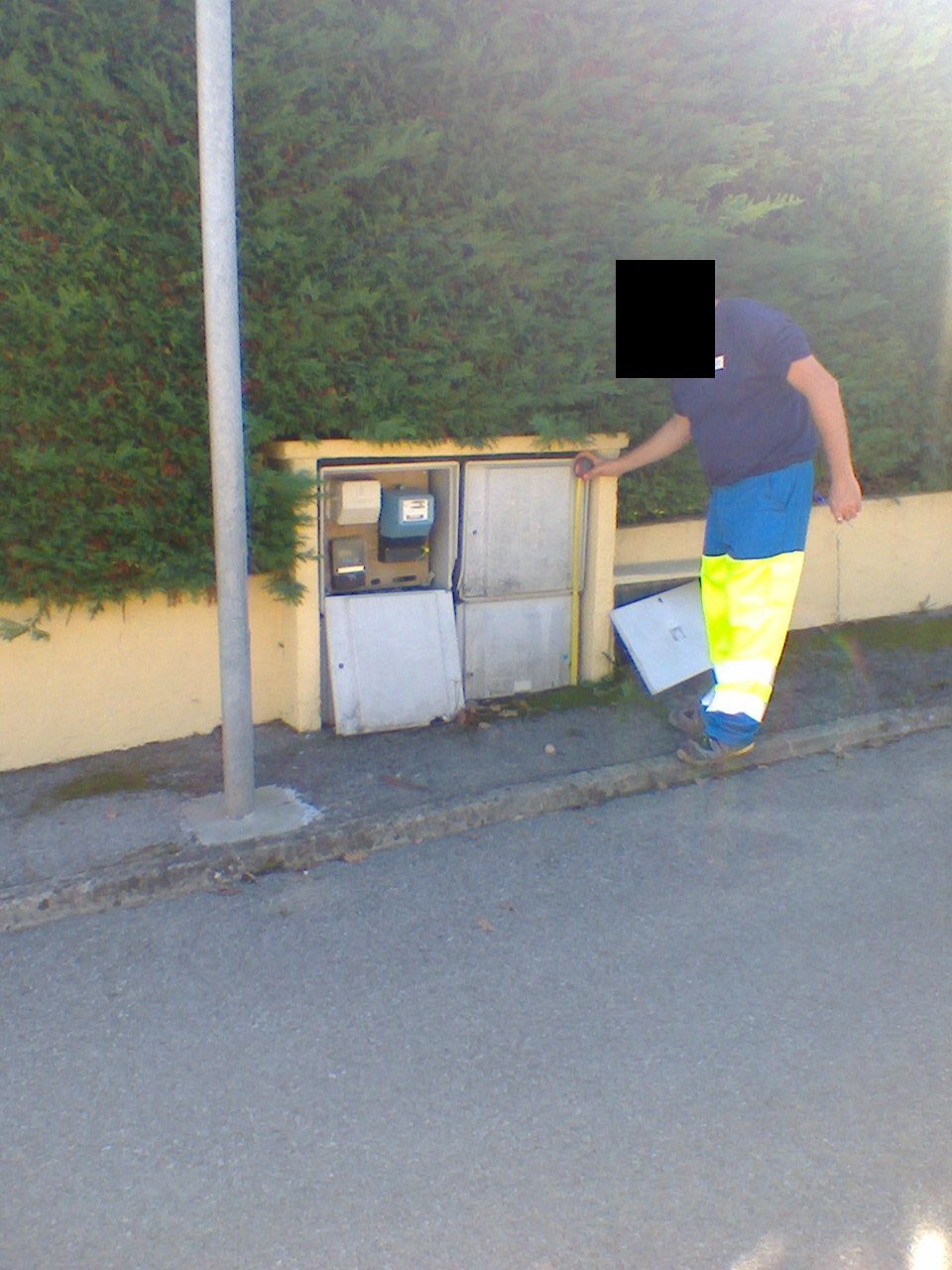 découvrez notre coffret edf, une solution complète et intuitive pour gérer votre consommation d'énergie. idéal pour optimiser vos factures et bénéficier de services adaptés à vos besoins. profitez d'une installation simple et d'un accompagnement personnalisé.