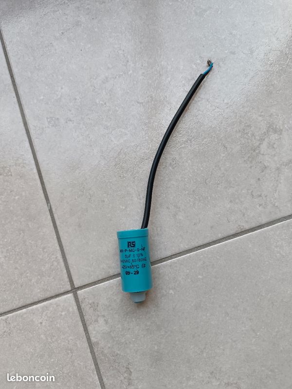 découvrez notre large sélection de condensateurs radiospares, idéaux pour vos projets électroniques. profitez de produits de haute qualité, adaptés à vos besoins de réparation et d'optimisation de circuits. commandez dès maintenant et améliorez vos créations techniques !