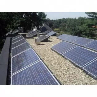 découvrez la console renusol, la solution idéale pour optimiser l'installation de vos panneaux solaires. profitez de sa conception innovante et de ses fonctionnalités avancées pour garantir une performance efficace et durable de vos systèmes photovoltaïques.